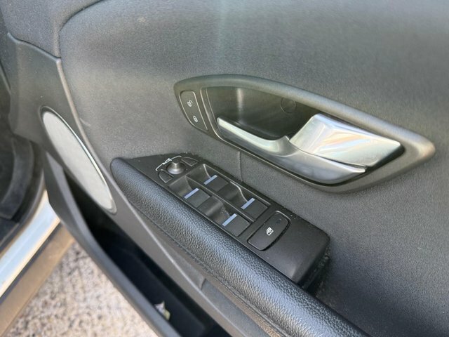 Land Rover Range Rover Evoque Td4 Se Tech White #8