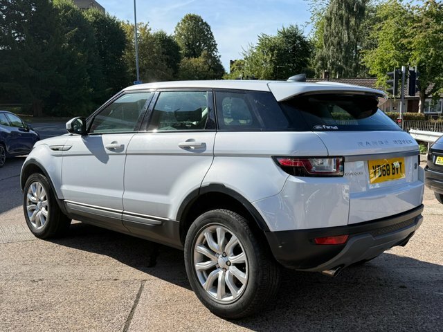 Land Rover Range Rover Evoque 2.0 Ed4 Se Fwd Euro 6 Ss White #4