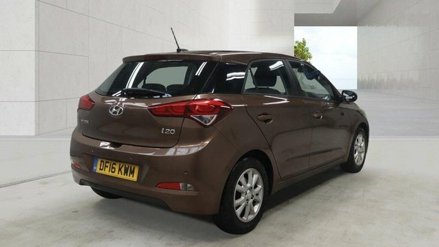 Hyundai I20 1.2 Blue Drive Se Euro 6 Ss Brown #4