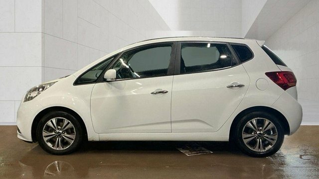 Kia Venga 1.6 2 Euro 5 Red #10
