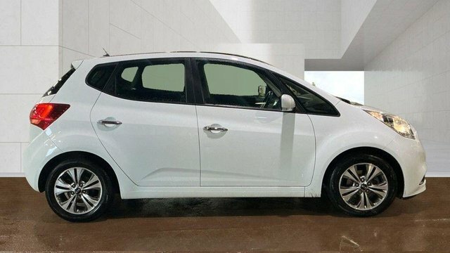 Kia Venga 1.6 2 Euro 5 Red #8