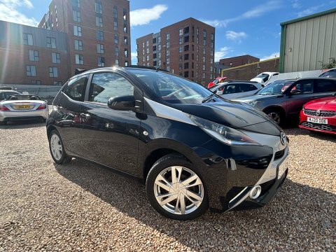 Toyota Aygo Vvt-i X-pression..x Wave..cabriolet..limited #2