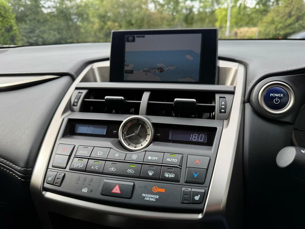 Lexus NX 2.5 300H Luxury E-cvt 4Wd Euro 6 Ss Silver #5