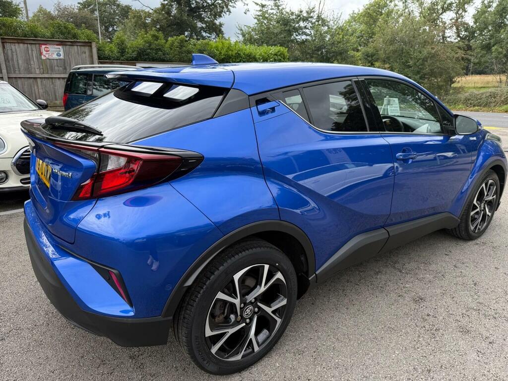 Toyota C-Hr Dynamic Blue #23