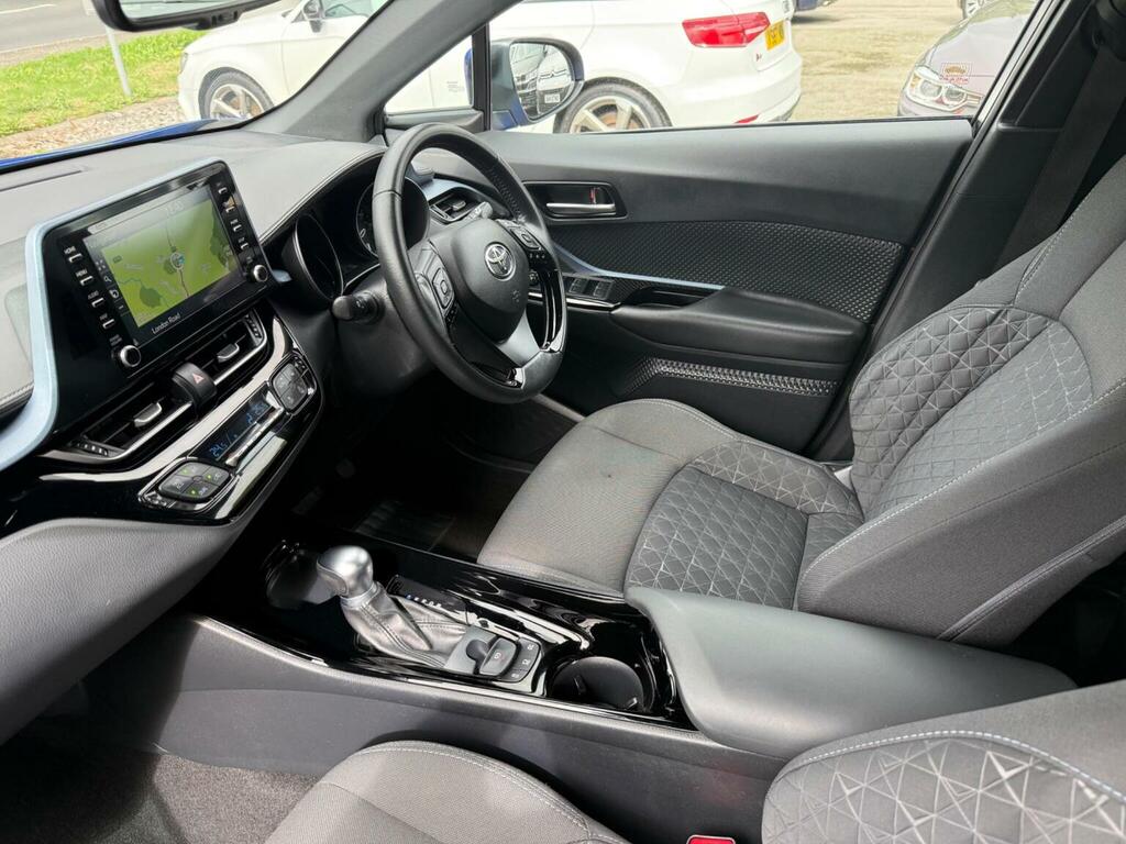 Toyota C-Hr 1.8 Vvt-h Design Cvt Euro 6 Ss Black #4