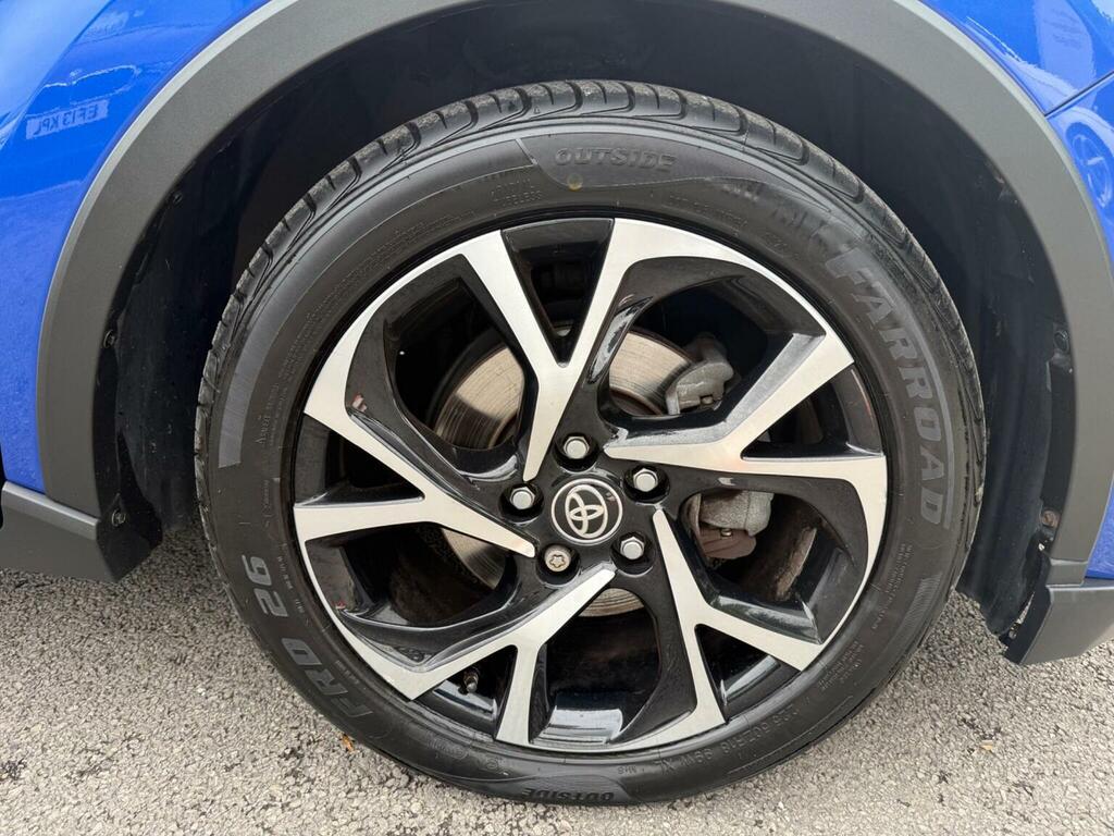Toyota C-Hr Dynamic Blue #26