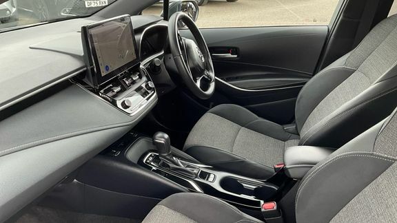 Toyota Corolla Design 1.8 Hb FD25UTR Grey #5