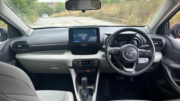 Toyota Yaris Excel #6