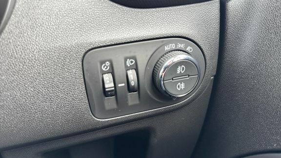 Vauxhall Crossland Tech Line Nav Ss Orange #40
