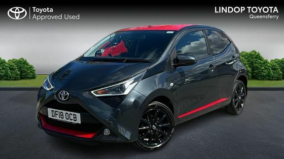Toyota Aygo X X-press M Smart Grey #3