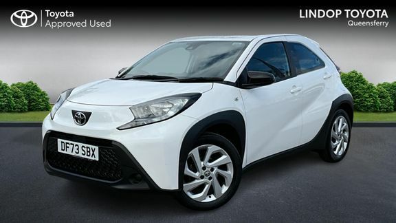 Toyota Aygo X Pure Automatic White #3