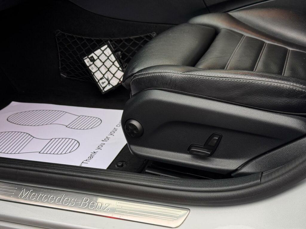Mercedes-Benz C Class Coupe White #36