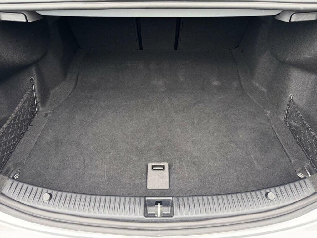 Mercedes-Benz C Class Coupe White #21