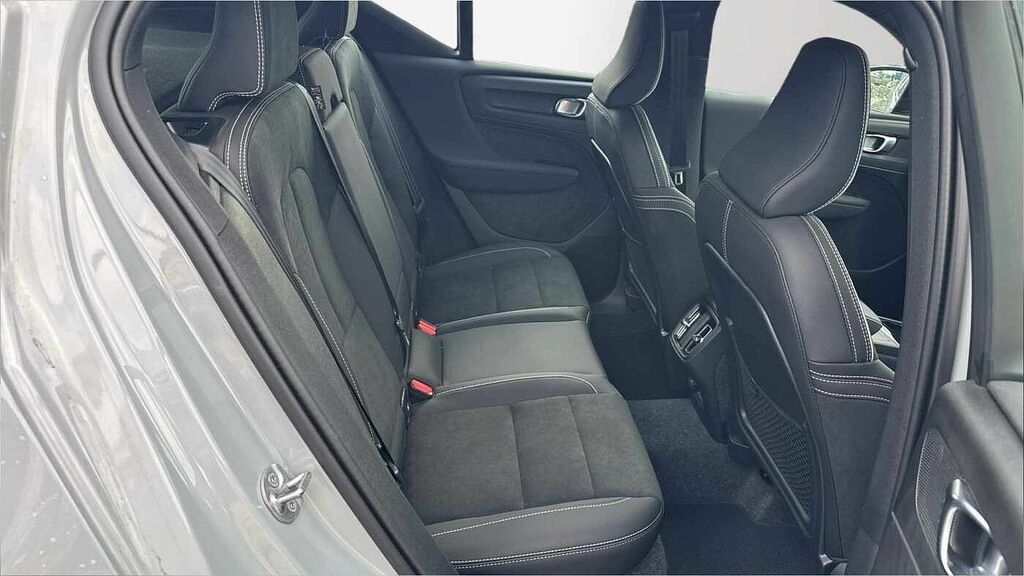 Volvo XC40 2.0 B3p Plus Dark HD24KPG Grey #6