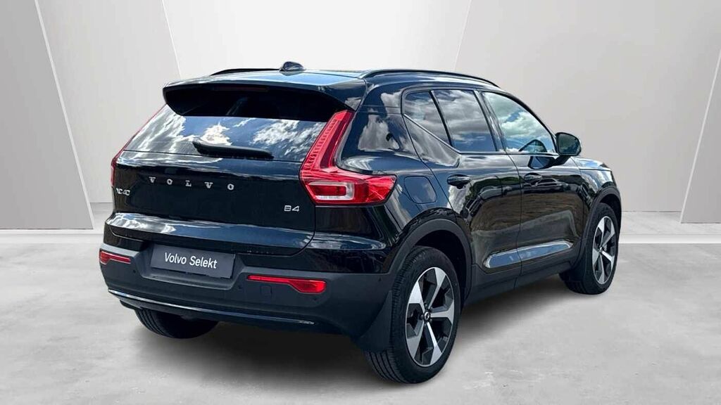 Volvo XC40 2.0 B4p Plus Pro Dark RV26SPX Black #2