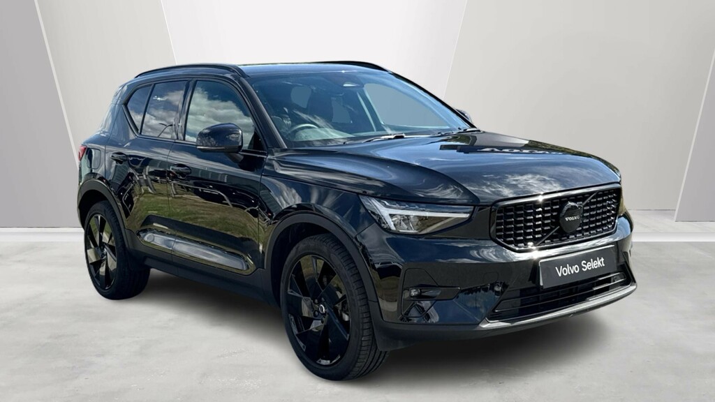 Volvo XC40 2.0 B4p Plus Black Edition LV25PZU Black