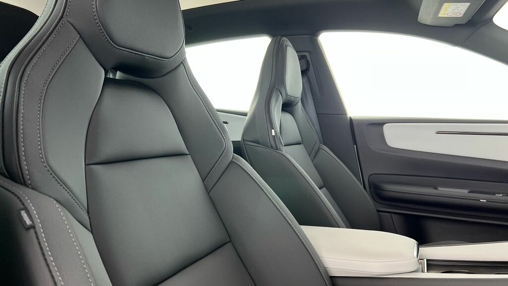 Polestar 4 Long Range Dual Motor Silver #18