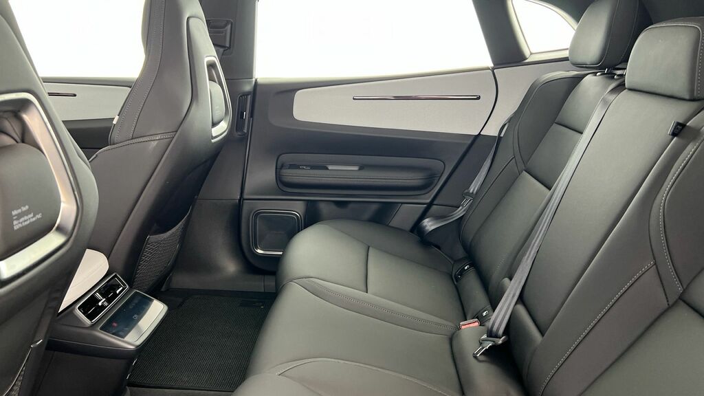 Polestar 4 Long Range Dual Motor Silver #22