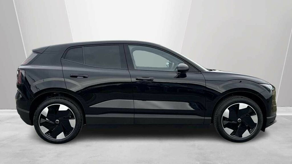 Volvo EX30 Plus, P5 Long Range Black #3