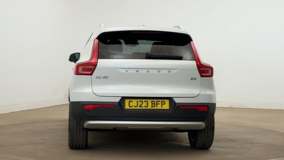 Volvo XC40 T4 Recharge 10.7Kwh Plus White #4