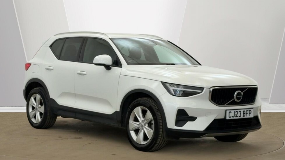 Volvo XC40 T4 Recharge 10.7Kwh Plus White #1