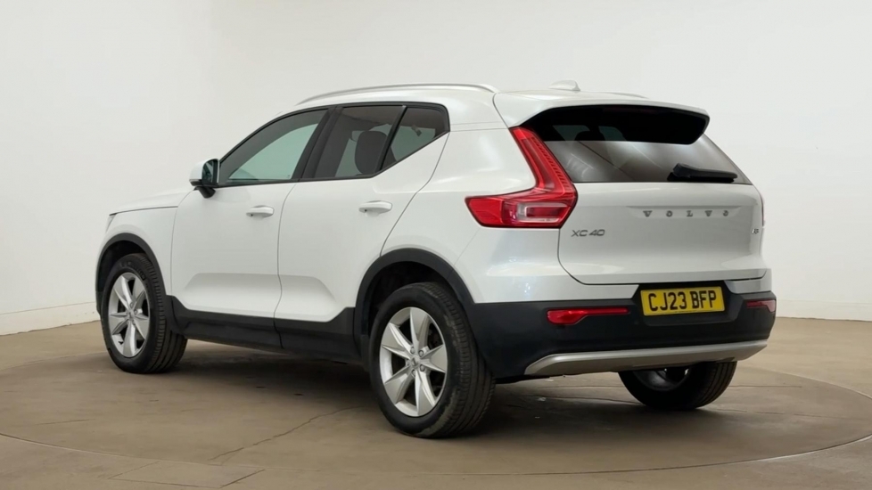 Volvo XC40 T4 Recharge 10.7Kwh Plus White #5