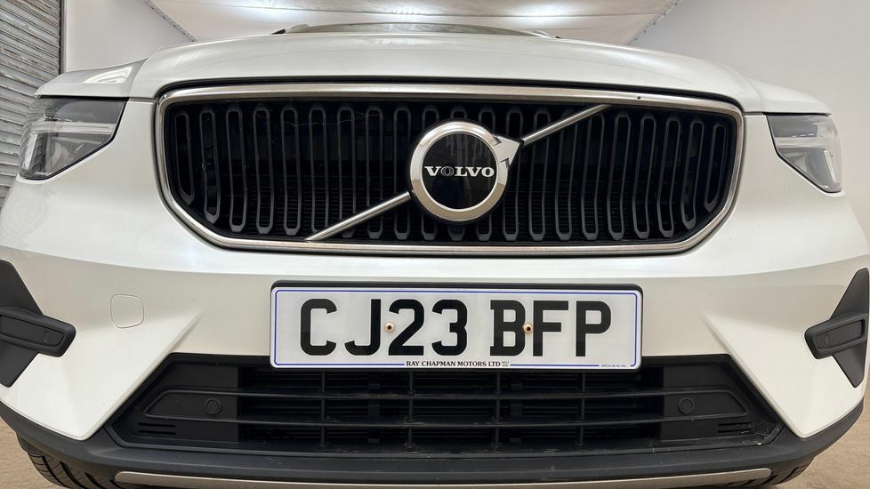 Volvo XC40 T4 Recharge 10.7Kwh Plus White #23