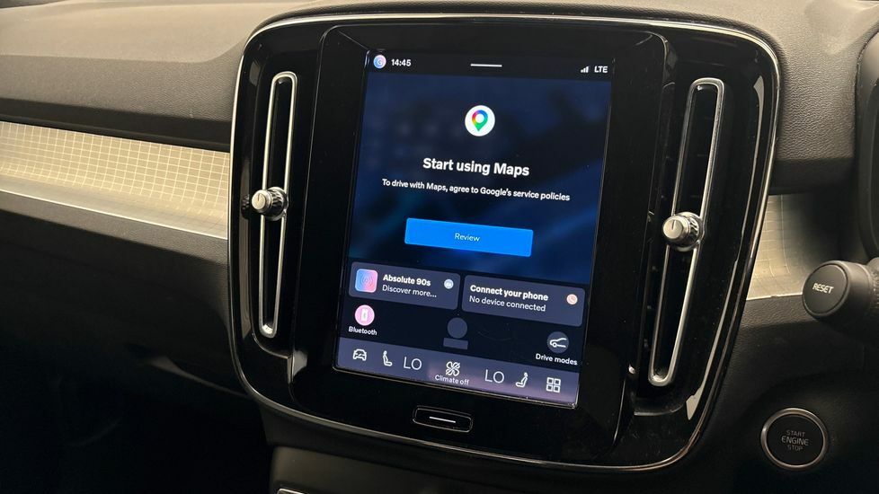 Volvo XC40 T4 Recharge 10.7Kwh Plus White #34