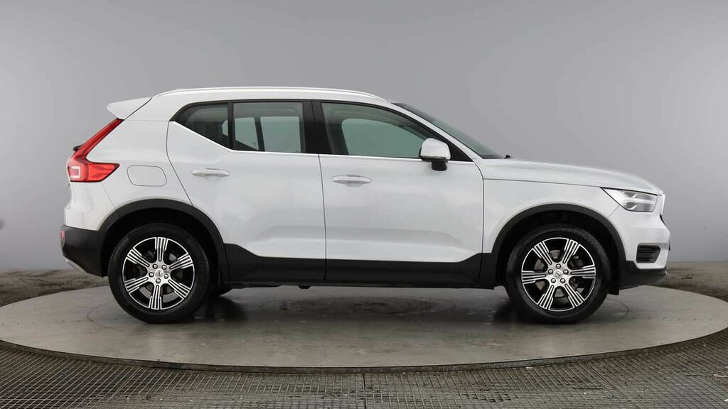 Volvo XC40 Inscription, B4 Mild Hybrid Silver #2