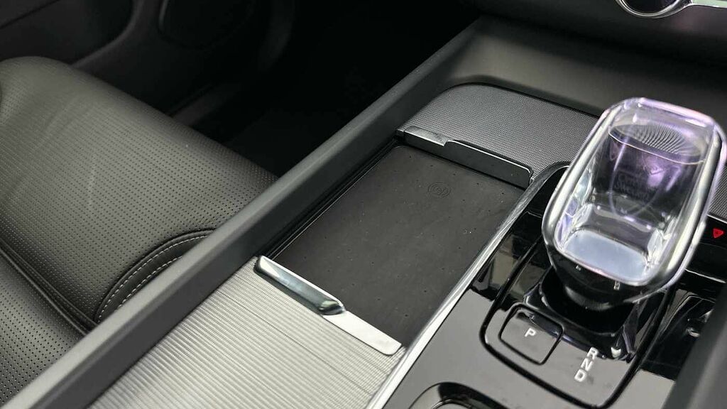 Volvo XC60 B5 P Awd Black Edition Plus Pilot Assist, Harma Black #50