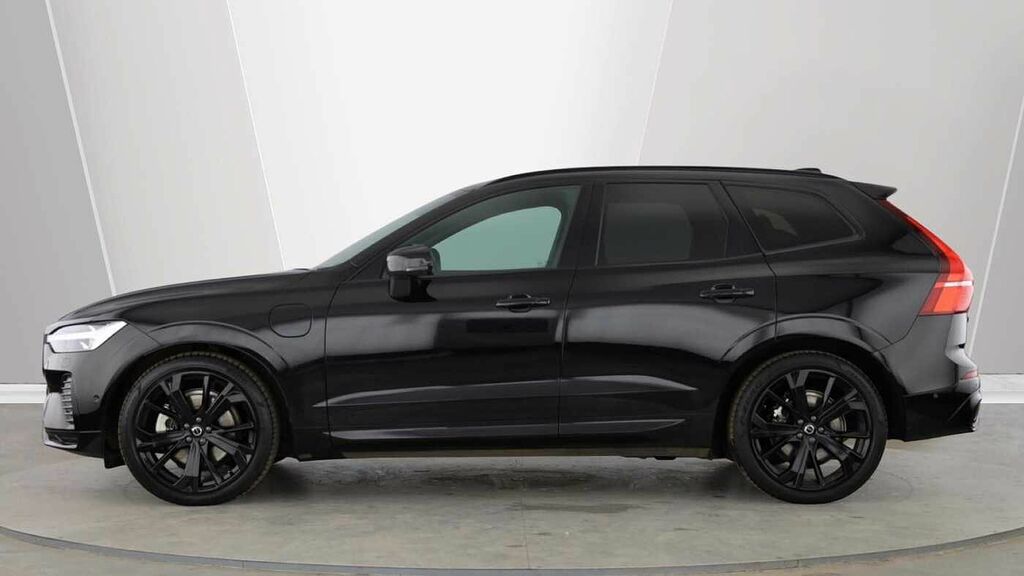 Volvo XC60 B5 P Awd Black Edition Plus Pilot Assist, Harma Black #11