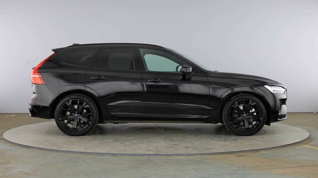 Volvo XC60 Black Edition Ultra, T8 Awd Phev Massage Seats - Black #4