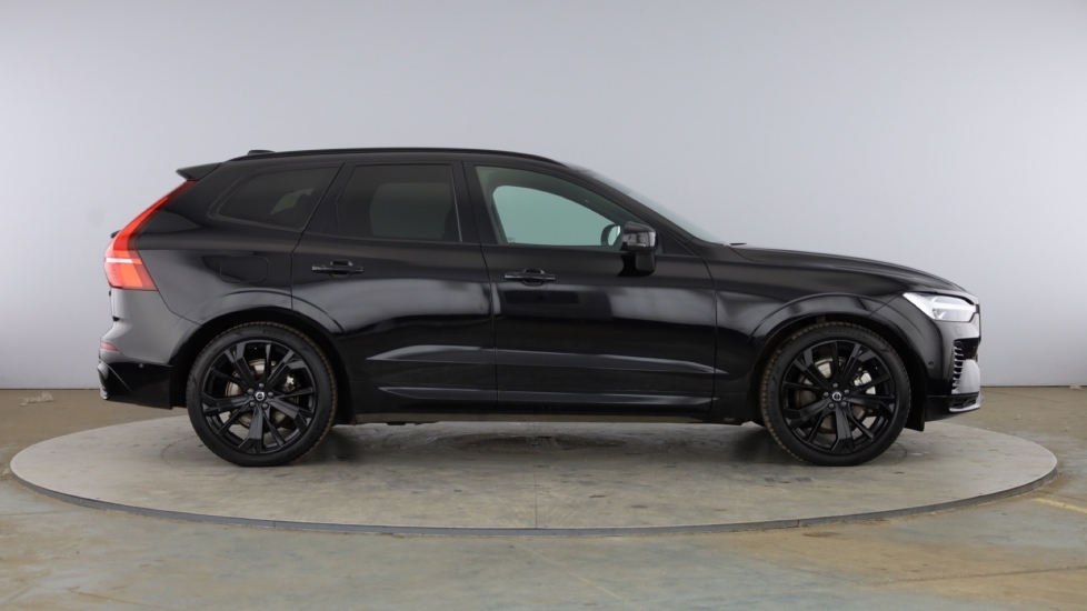 Volvo XC60 Black Edition Ultra, T8 Awd Phev Massage Seats - Black #3