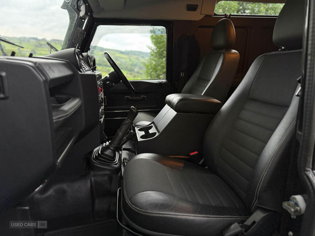 Land Rover Defender Suv Black #16