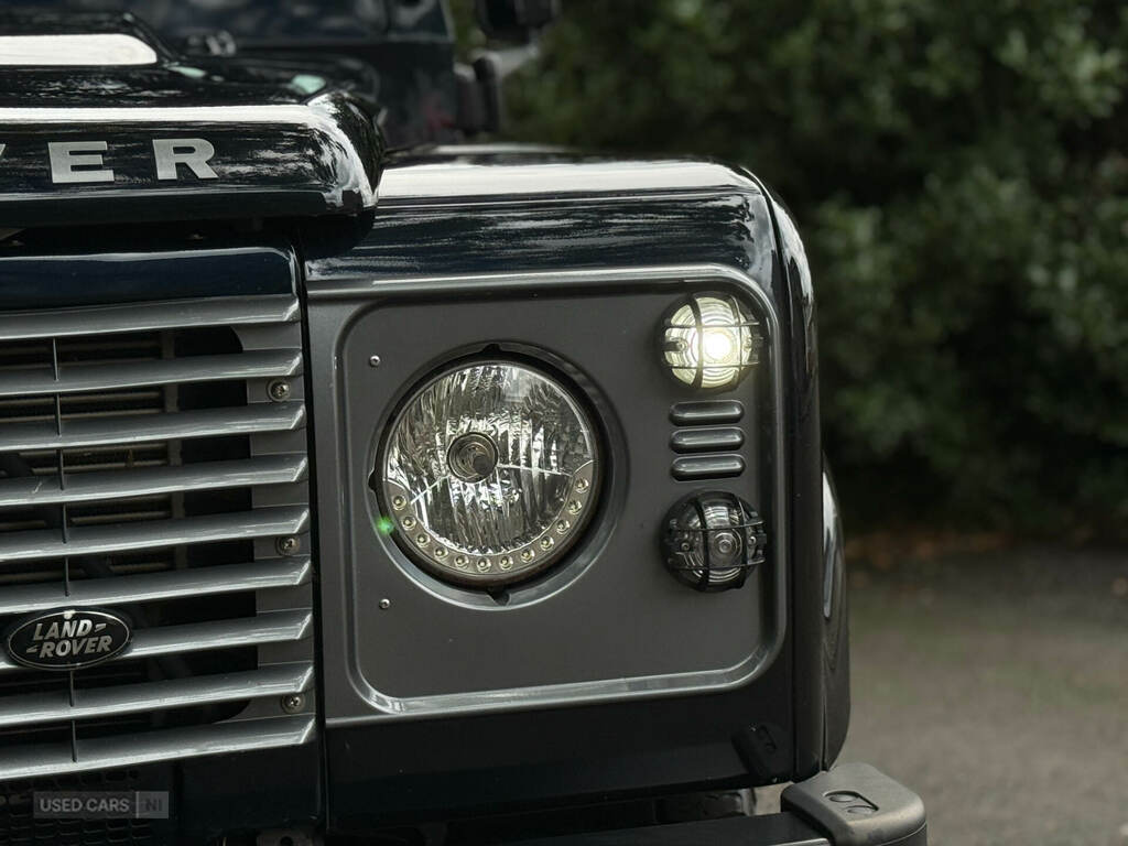 Land Rover Defender Suv Black #11