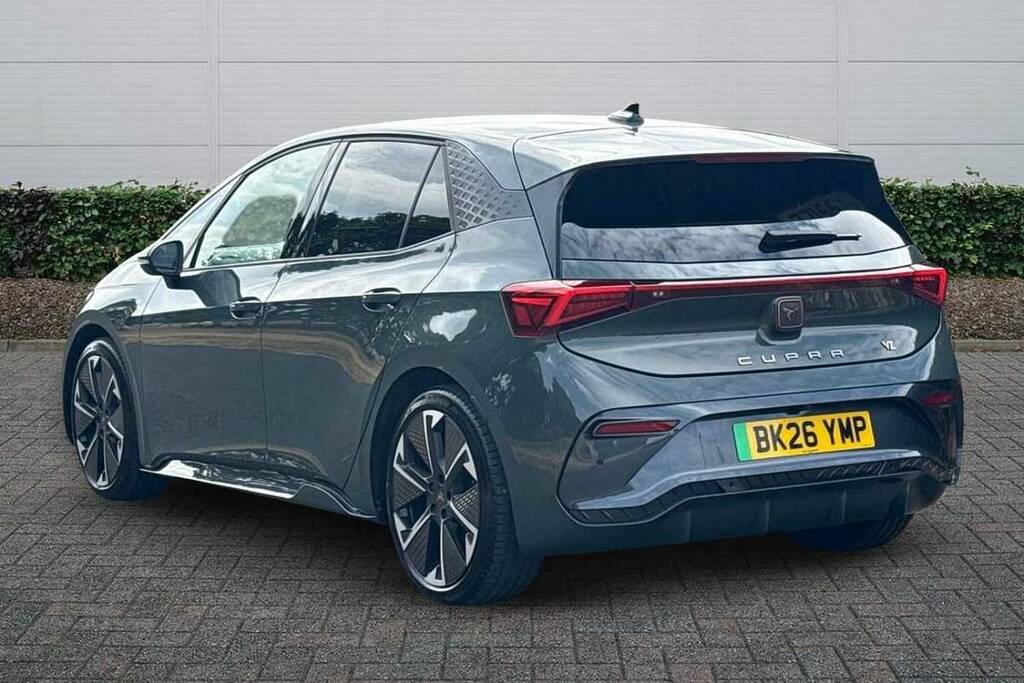 Cupra Born 240Kw E-boost Vz 79Kwh BK26YMP Green #3
