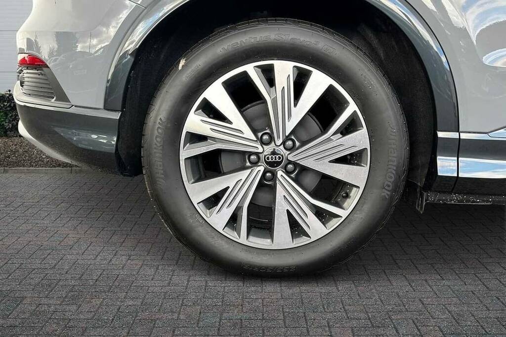 Audi Q4 E Tron 210Kw 45 82Kwh Sport Leather Grey #5