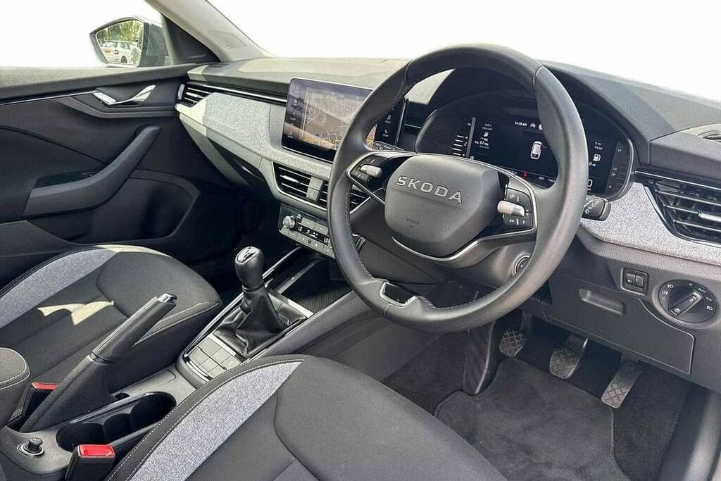 Skoda Scala 1.0 Tsi 116 Se Edition GJ75WBL Grey #6