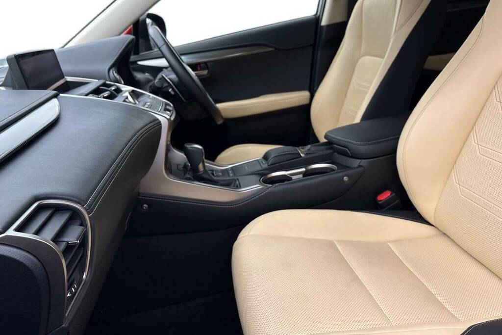 Lexus NX 300H 2.5 Luxury Cvt Premium Nav Red #5