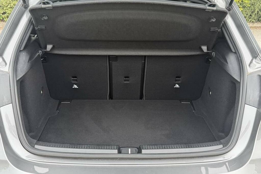 Mercedes-Benz A Class A200 Amg Line Premium FX69LCE Grey #2