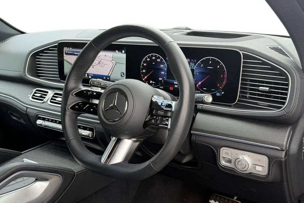 Mercedes-Benz GLS Class 450D 4Matic Amg Line Premium 9G-tronic Black #4