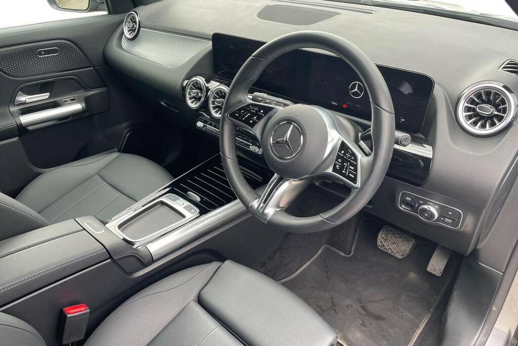 Mercedes-Benz EQA 250 140Kw Sport Executive 70.5Kwh Grey #4