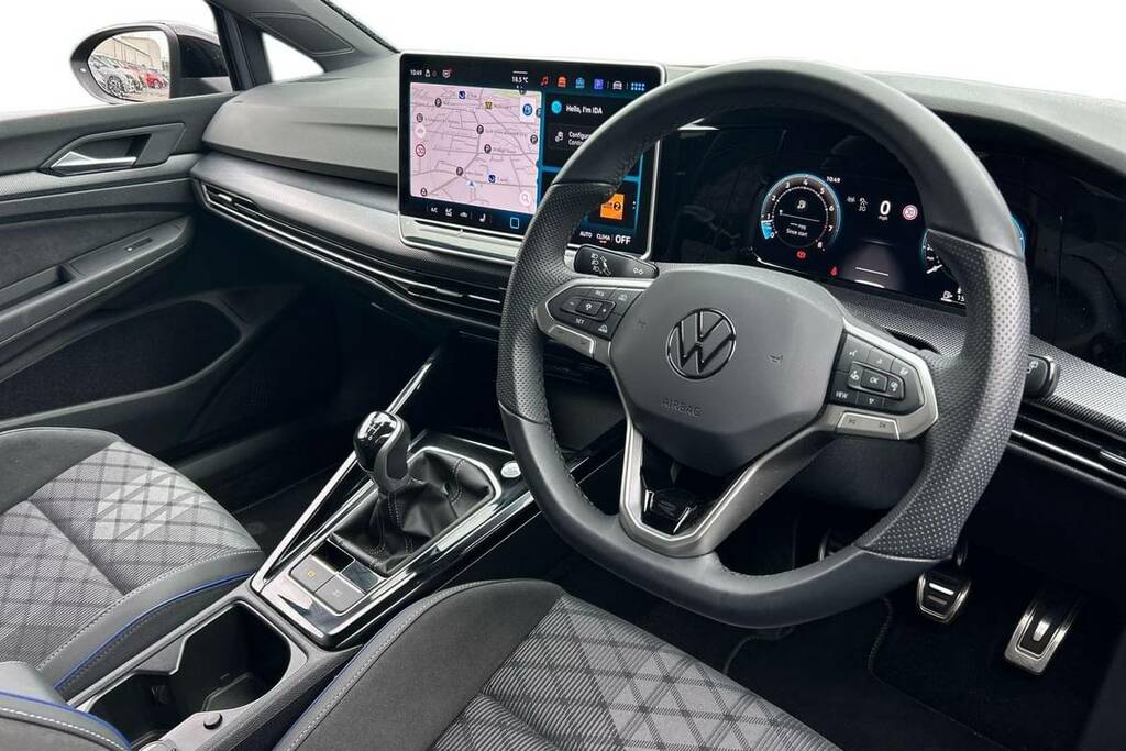 Volkswagen Golf 1.5 Tsi 150 Black Edition Grey #4