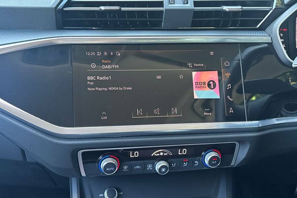 Audi Q3 35 Tfsi Technik VU21HZX Grey #3