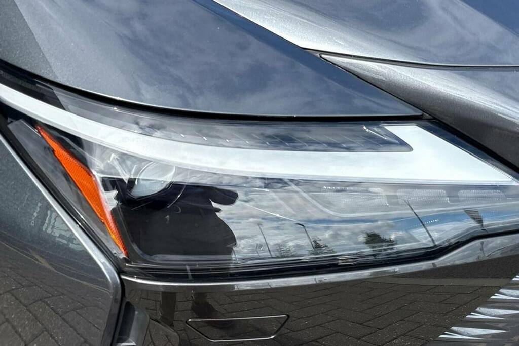 Lexus RZ 450E Premium Plus Black #20