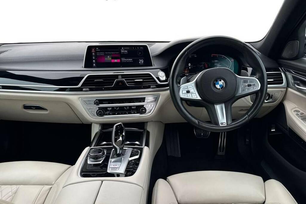BMW 7 Series 730D M Sport Black #4