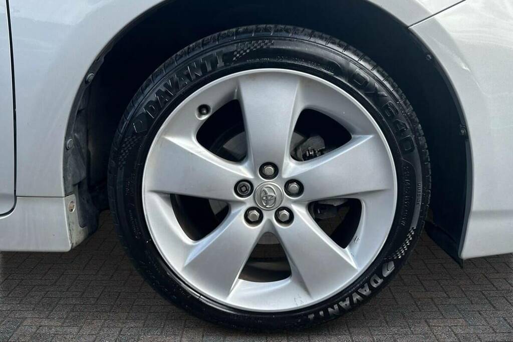 Toyota Prius 1.8 Vvti T Spirit Cvt Silver #6