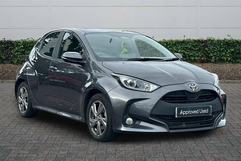 Toyota Yaris 1.5 Hybrid Icon Cvt Grey