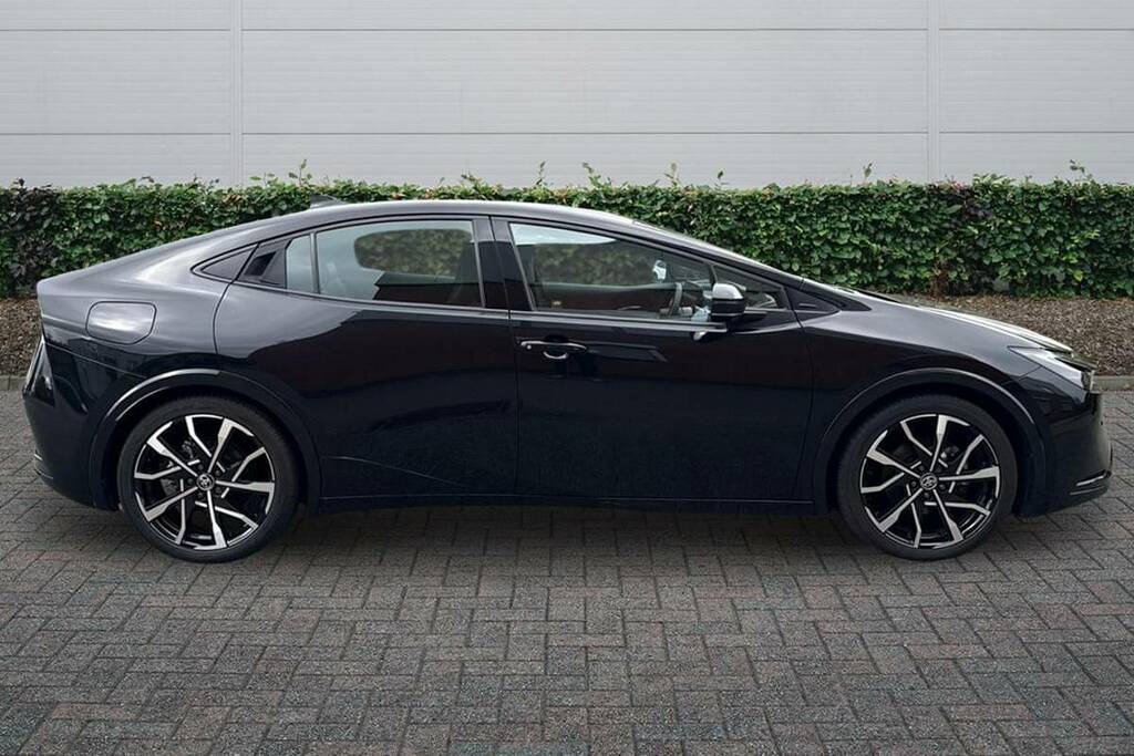 Toyota Prius 2.0 Phev Excel Cvt Black #5