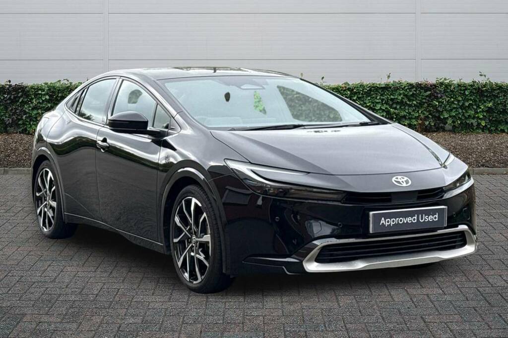 Toyota Prius 2.0 Phev Excel Cvt Black
